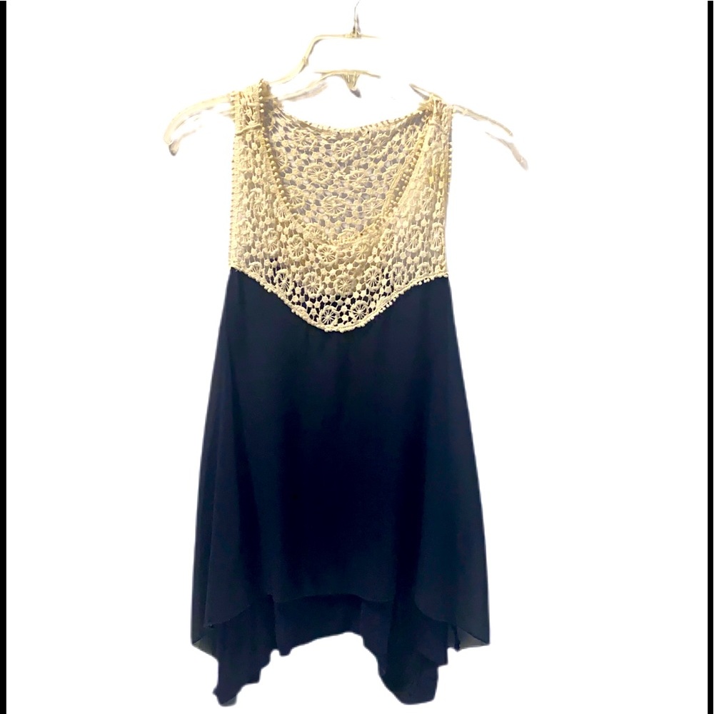 Crochet sleeveless top